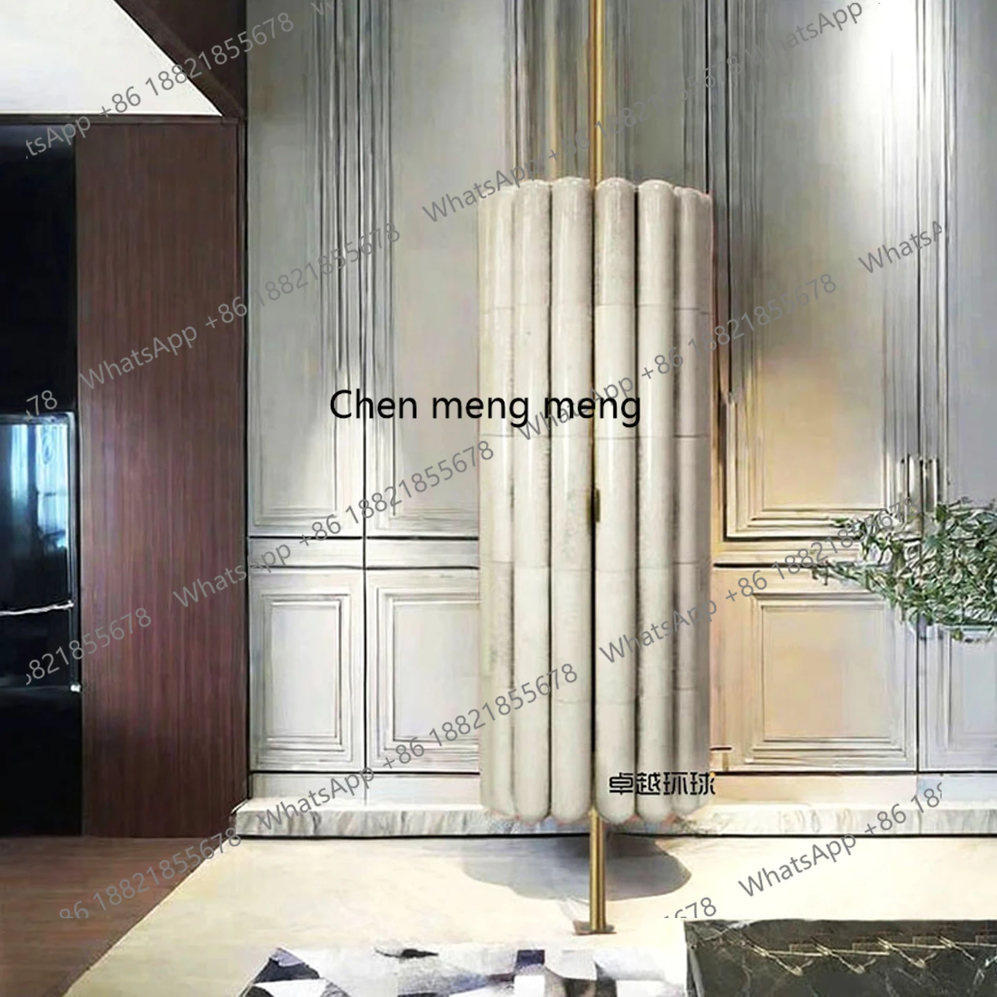 خزانة مشروبات إيطالية من الفولاذ المقاوم للصدأ خفيفة فاخرة لغرفة المعيشة ذات عمود منزلي خزانة عرض النبيذ الأحمر