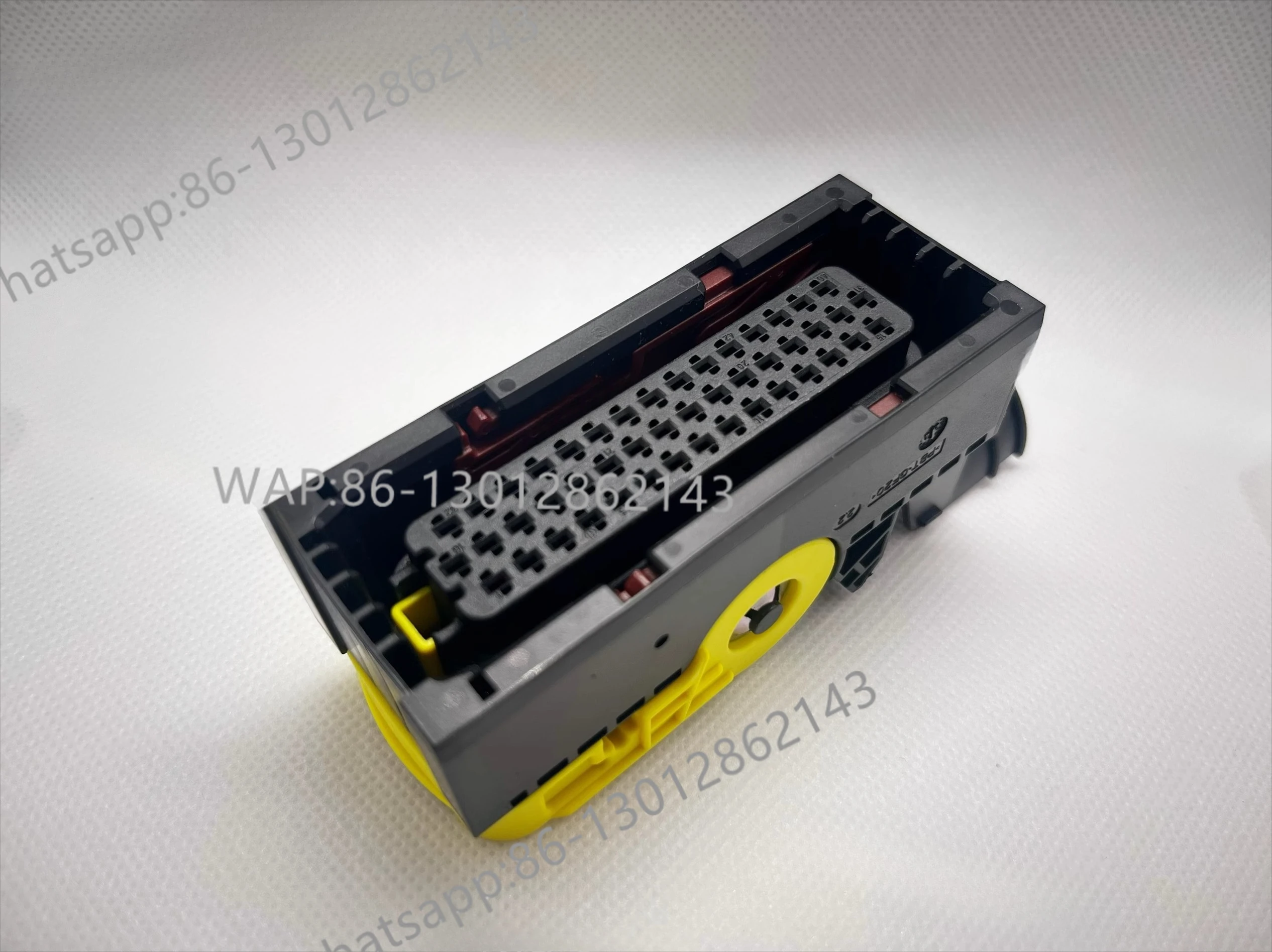 

1-211 2231-1 imported connector 46 hole sheath connector