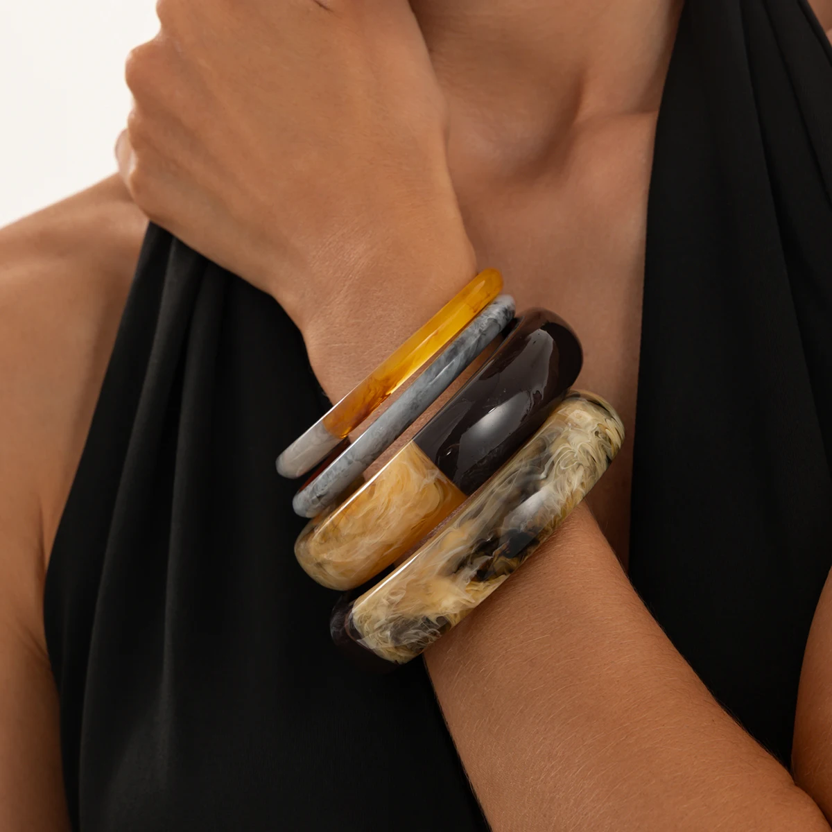IngeSight.Z 4 Pcs/Set Vintage Stackable Resin Bracelet Bangle for Women New Unique Creative Charm On Hand Accessories Jewelry