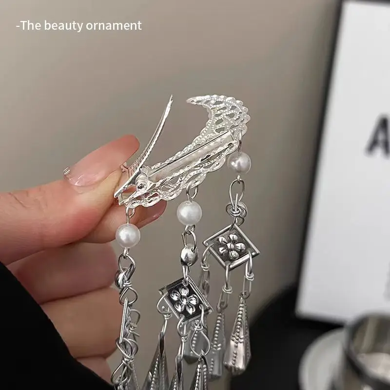 مشبك شعر جمالي شرقي على شكل هلال وقمر منقار البط مع شرابة متدلية دبوس شعر على الطراز الصيني العتيق للنساء أنيق