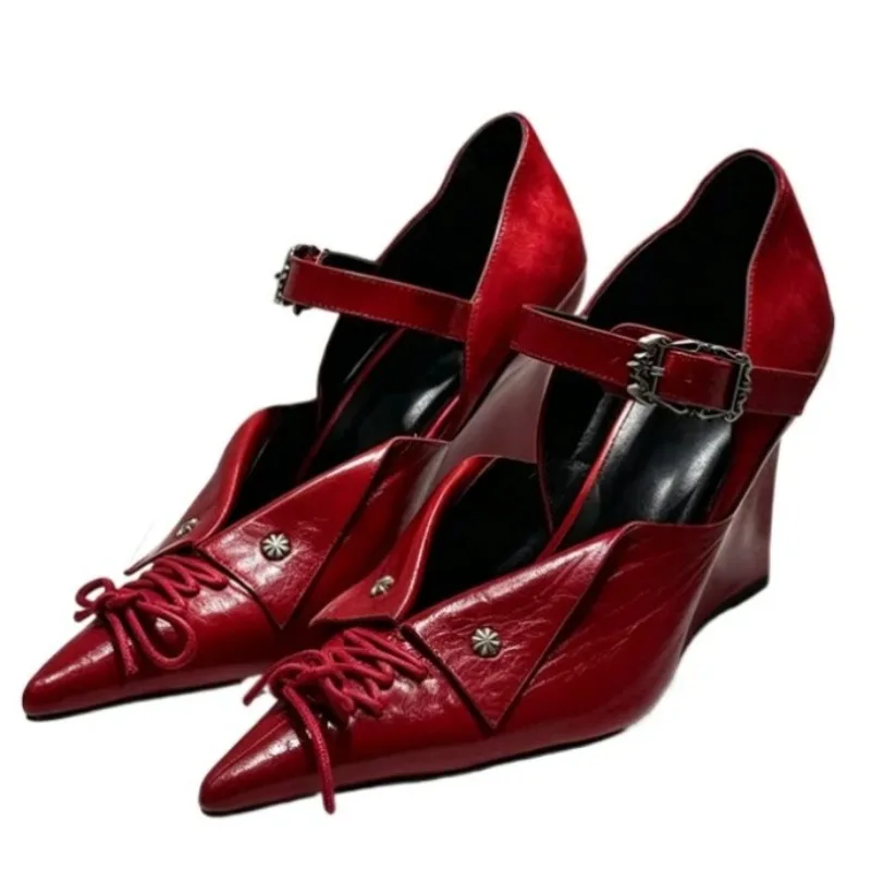 Unique Turn-up Design Wedge High Heels Women Retro Metal Buckle Detail Mary Janes Shoes for Ladies Street Style Women's Shoes