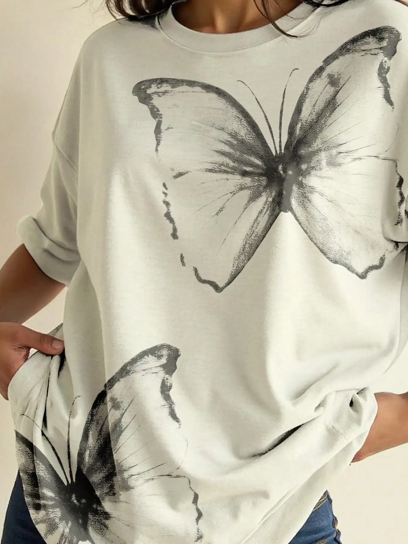 

Plus Size Women's Casual Butterfly Print T-Shirt for Summer, Loose Fit Short Sleeve Top