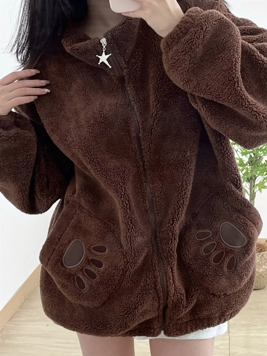 

Cute Lamb Wool Bear Paw Pocket 2025 Autumn Winter Thickened Coat for Women Loose Fit Student