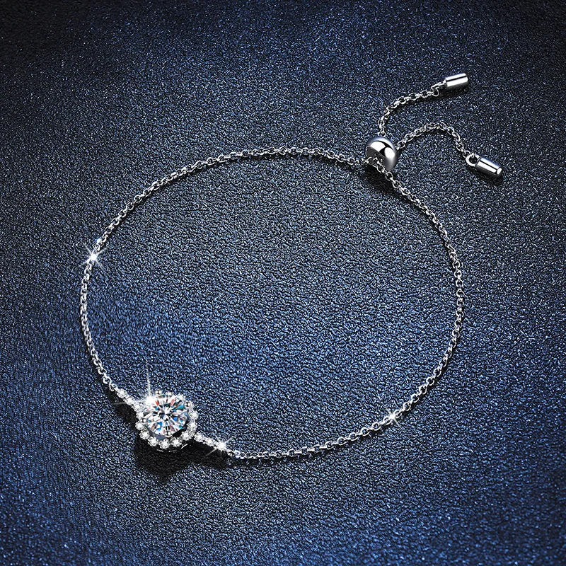 LioraGem Adjustable Daisy-Design Moissanite Bracelet for Women, Stylish 1-Carat D-Color Bracelet Platinum PT950 Stamp