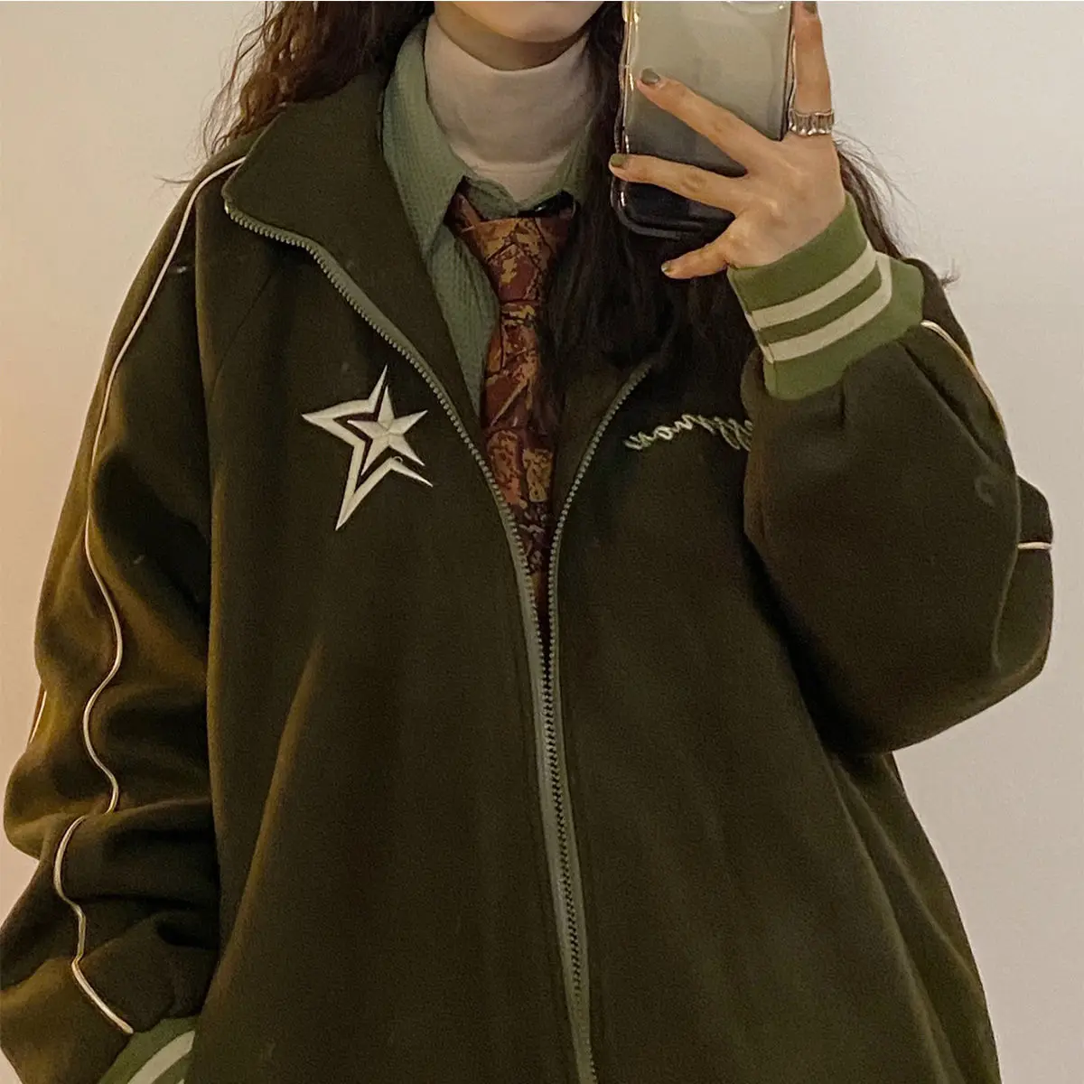 Autumn and winter new Korean star stand collar jacket y2k vintage loose embroidery plush thickened sportswear clothes women