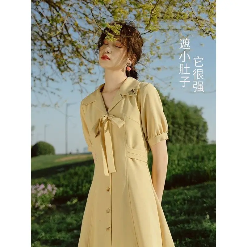 

Korea Spring/Summer New Korean Edition Doll Neck Tea Break Skirt with Waist Wrapped to Show Slender Temperament Versatile Dress