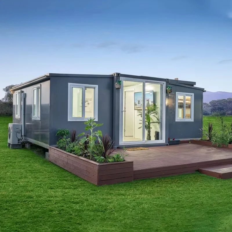 Eco-Friendly Folding Container House 40ft 4 Bedrooms Full Kitchen Cabinets Fireproof Hurricane Proof Versatile Mobile Home
