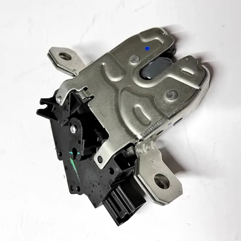 For Roewe RX8 RX5 ERX5 Boot Lid Mechanism Cover Lock 5-pin 4-pin Exterior Parts Automobiles Brand New Genuine 10463858