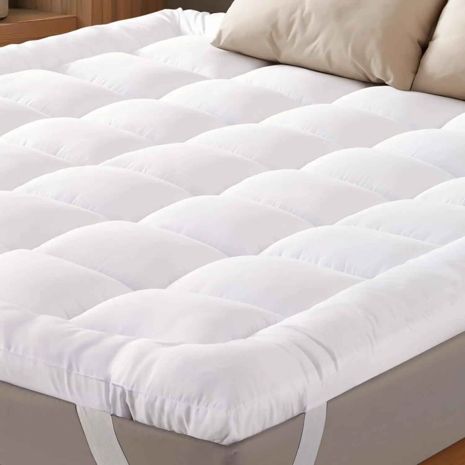 

Ultra Soft Full Size Mattress Topper - Cloud-Like Pad for Back Pain Relief, Breathable Cooling Material for Hot Sleepers, White
