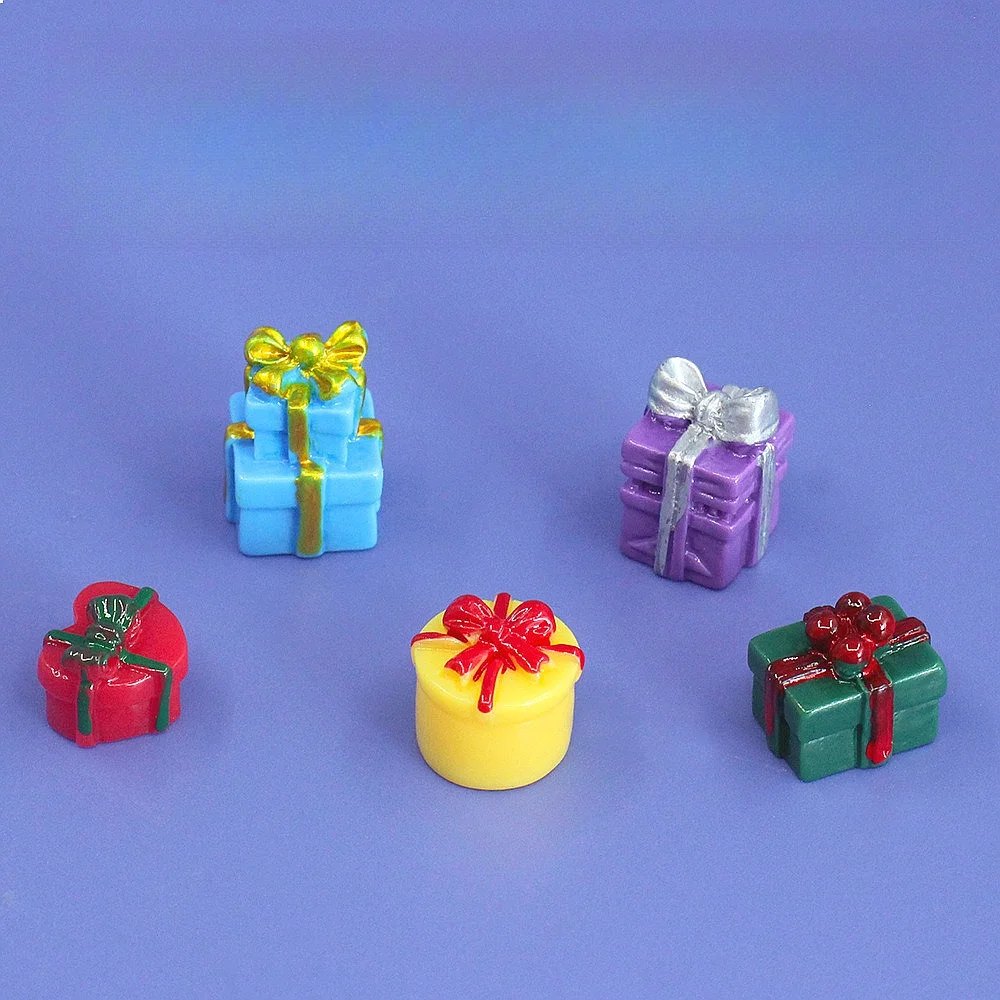 100pcs Kawaii Mini Christmas Resin Cabochon Gift Box DIY for Keychain Earring Scrapbook Ornament Miniature Craft