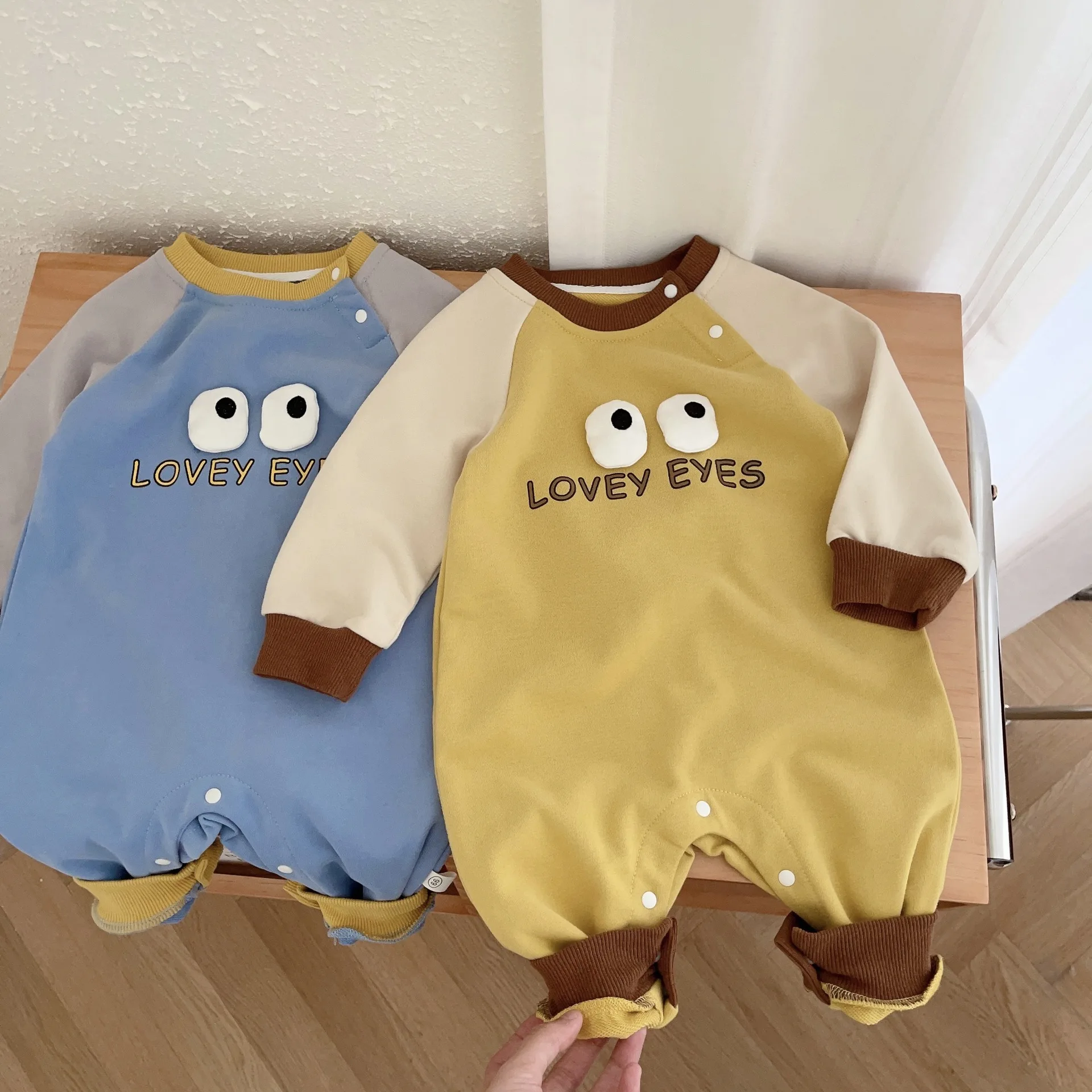 2023 Autumn New In Infant Baby Girls Boys Lovely Eyes One-piece Jumpsuits Kids Newborn Color Blocking Romper Toddler Clothing