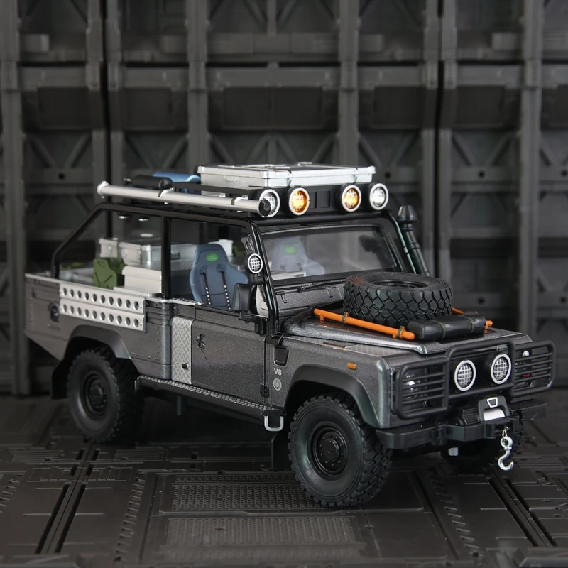 1:24 合金オフロード車モデルカー装飾品コレクション音響光学プルバック子供のおもちゃのドアを開くことができます