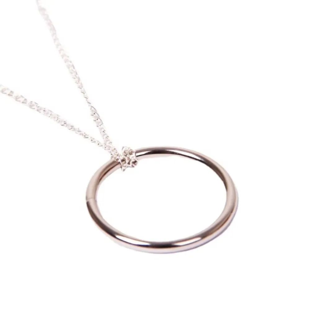 Nieuwe Illusie Magische Ring Stage Performance Legering Ketting Goocheltrucs Game Props Gemakkelijk Te Leren Magische Rekwisieten Show