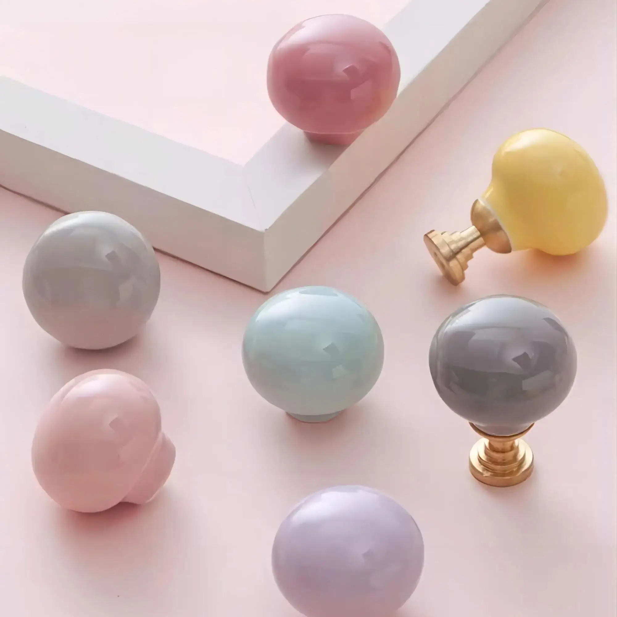 Colorful Round Ball Ceramic Drawer Knobs for Children's  Home Decor Cabinet Handles Creative Furniture Handles Wardrobe Pulls
