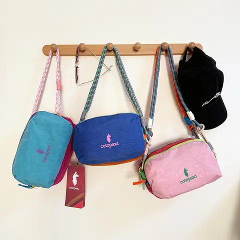 2026 New Cotopaxi Alpaca 4L Large Capacity Toiletry Bag Crossbody Outdoor Sports Single Shoulder Bag for Hiking Travel