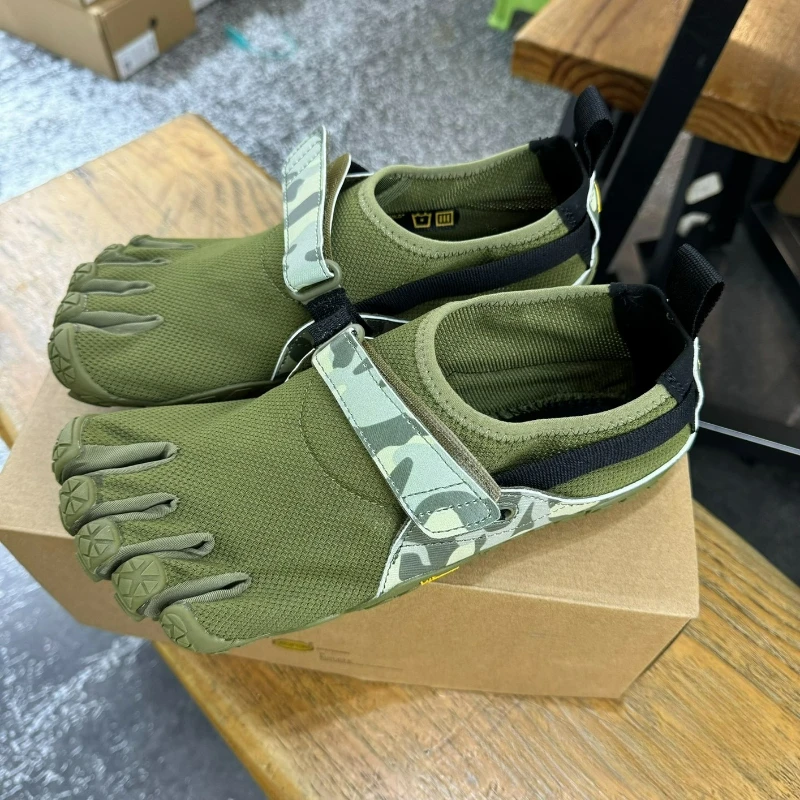 

Professional Weight Lifting Shoes Men Women Light Weight Indoor Gym Shoes Unisex Soft Comfortable Squat Hard Pull Shoes Couples