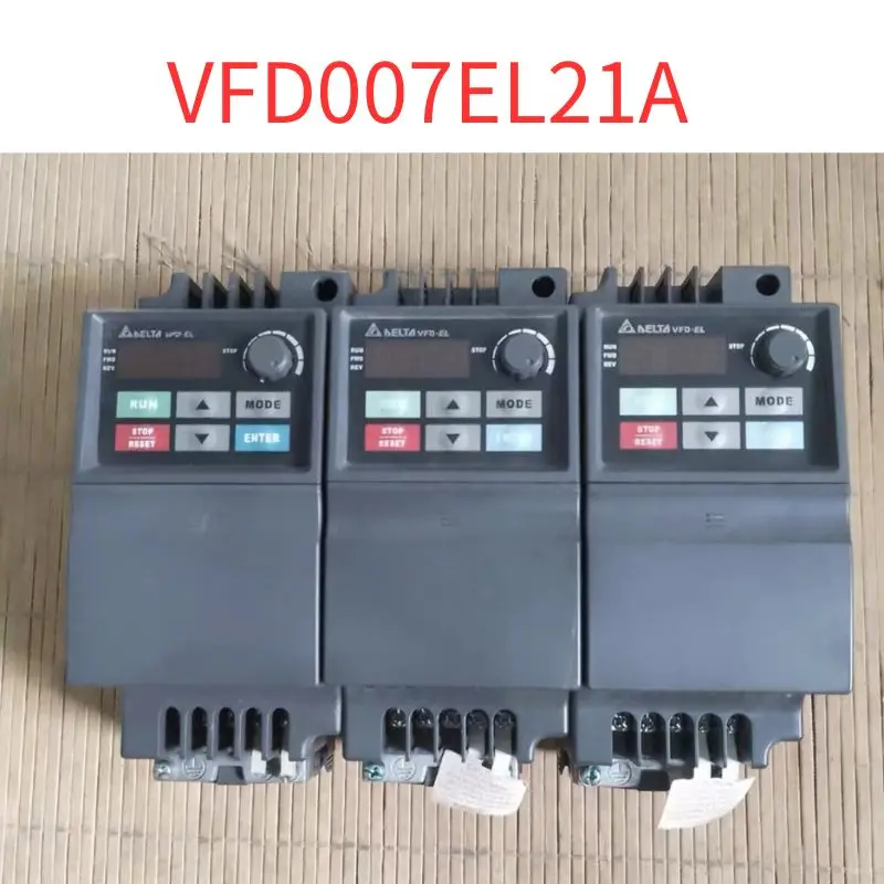 Used VFD007EL21A  Inverter tested ok 750W