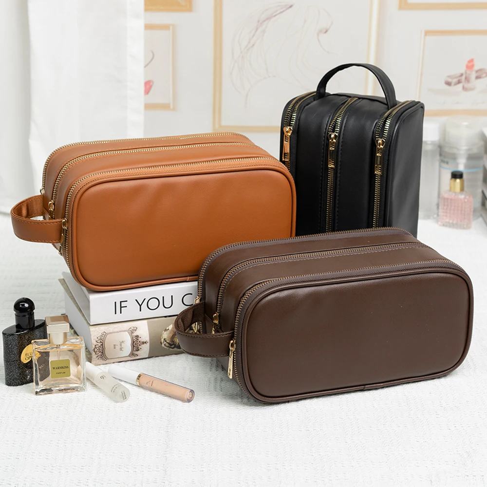 The new makeup bag has a built-in transparent PVC film, making it convenient for storing cosmetics while traveling.