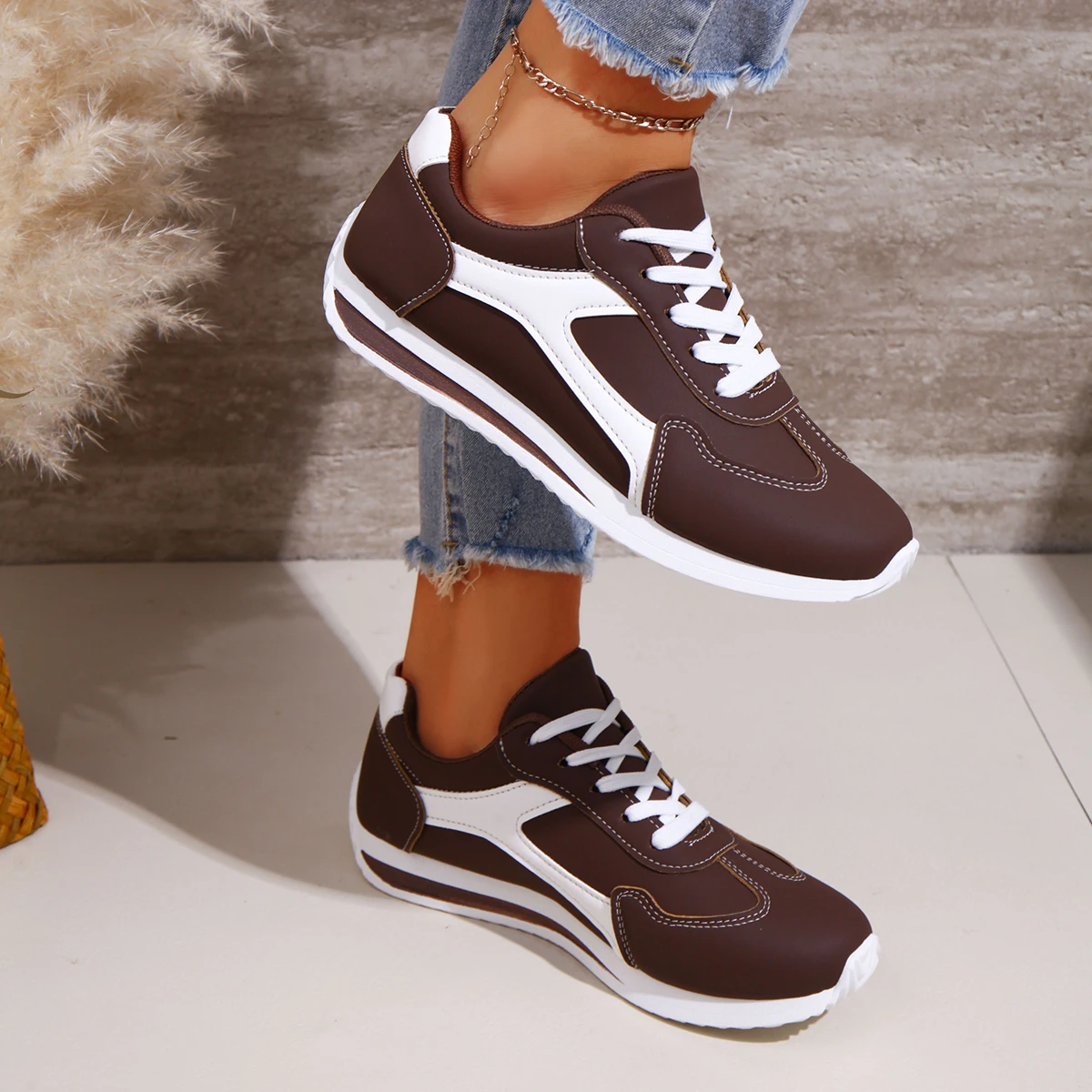2025, frühjahr Neue Frauen Turnschuhe Komfortable Outdoor-Mode Vielseitige Flache Beiläufige Turnschuhe Schnüren Frauen Sport Schuhe Plus Größe – Detail 9