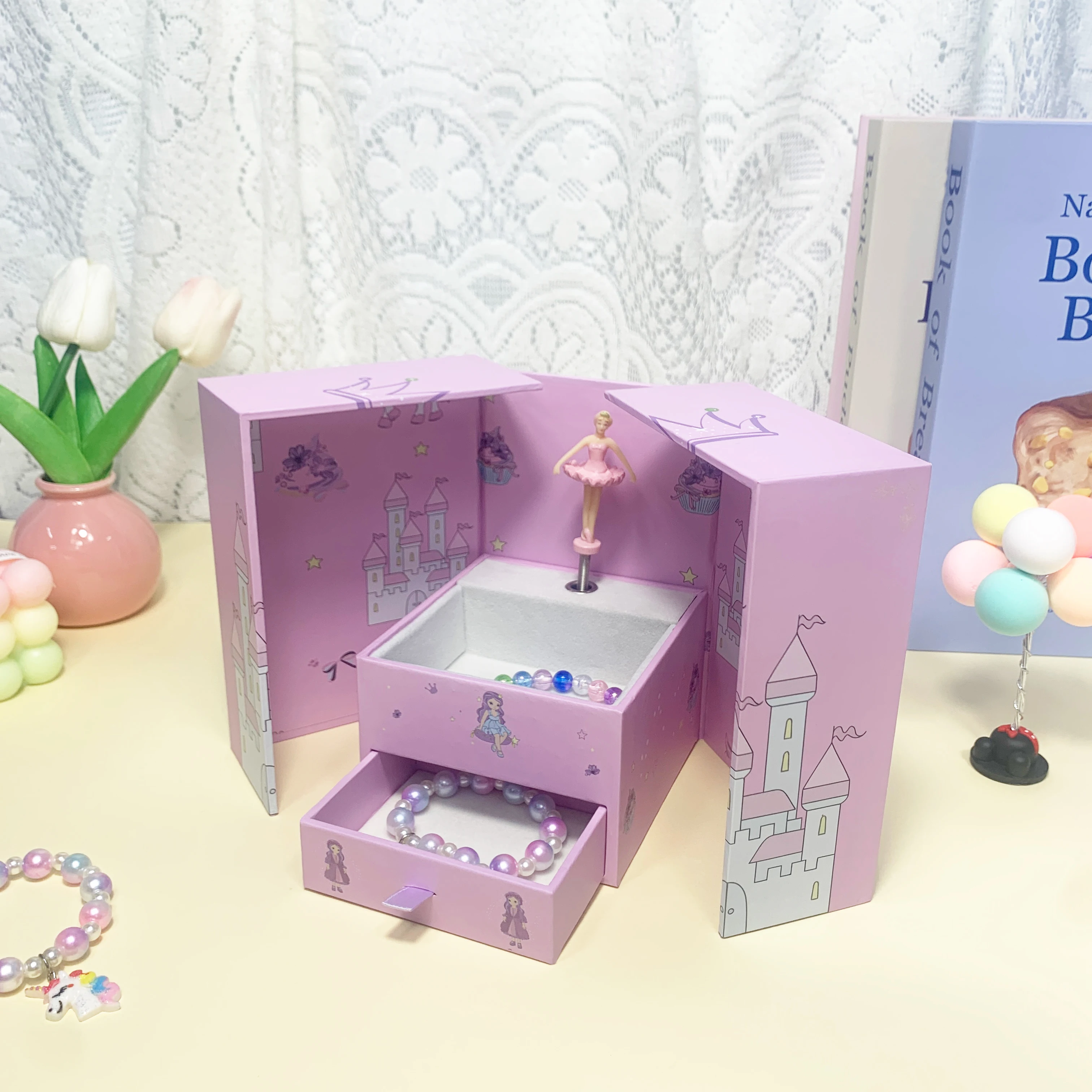 Christmas Music Boxes Princess Clockwork Style Music Box for Girls and Children's Jewelry Storage Music Box Magnetic Double Door