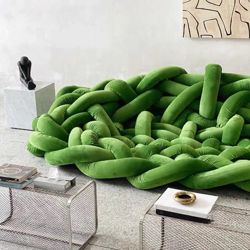 Italienisches nordisches Designer-Luxussofa mit kreativem Gastwicklung und gewebtem Python