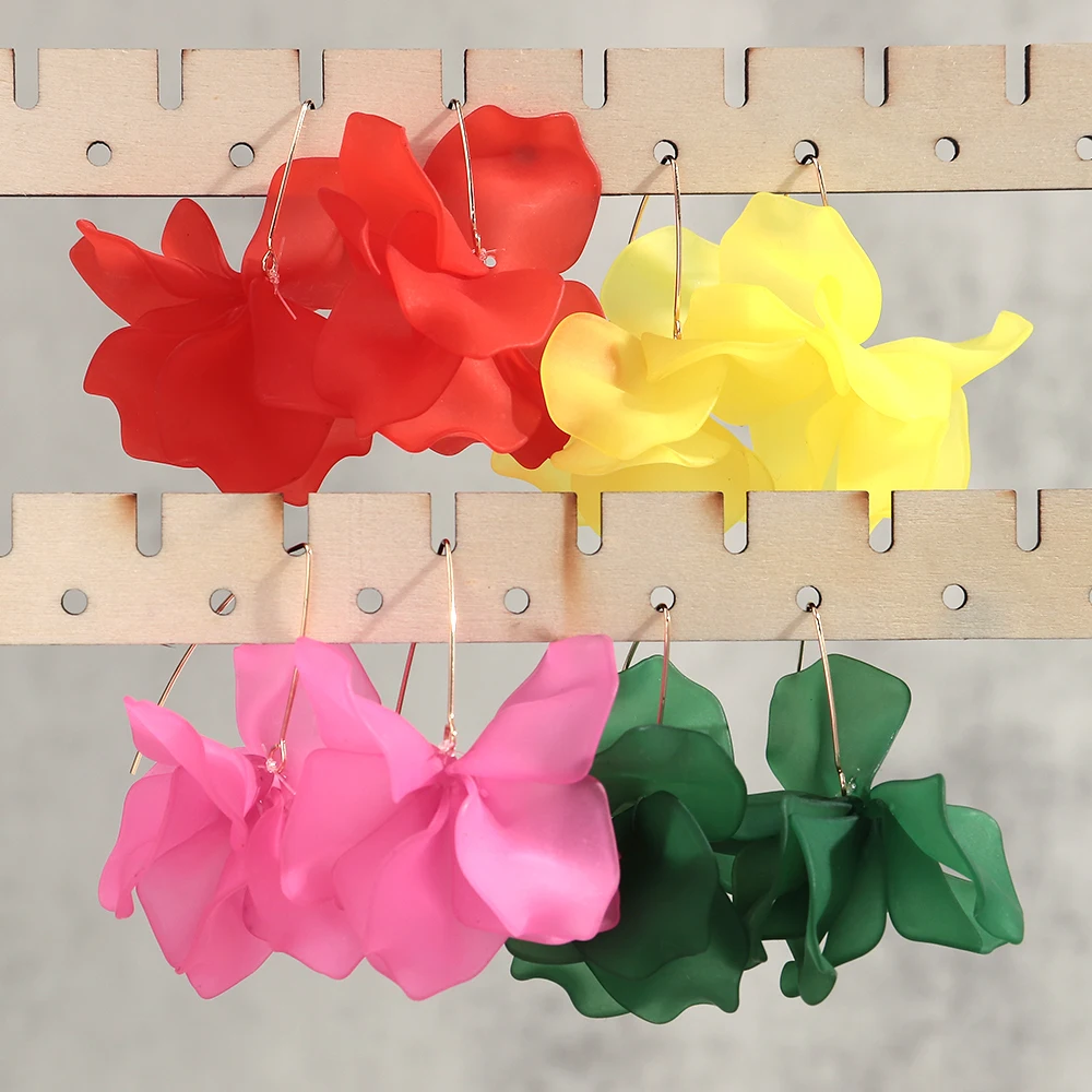 Fashion Matte Acrylic Flower Pendant Earrings for Women Simple Colorful Petal Earrings Exaggerated Jewelry Gifts