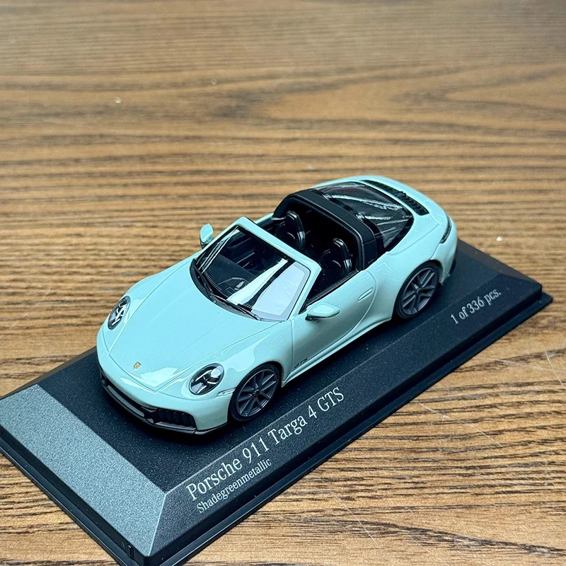 Minichamps 1:64 911 992.2 Gt3 Targa 4 Gts, Simulation Miniature en alliage moulé sous pression, modèle de voiture de sport statique, jouets personnalisés, cadeaux, en Stock