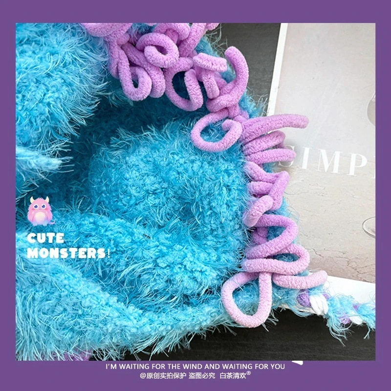 Niche-gorro tejido con pequeño monstruo para mujer, gorros de felpa cálidos con protección para los oídos, gorros de bombardero de tendencia, otoño e invierno