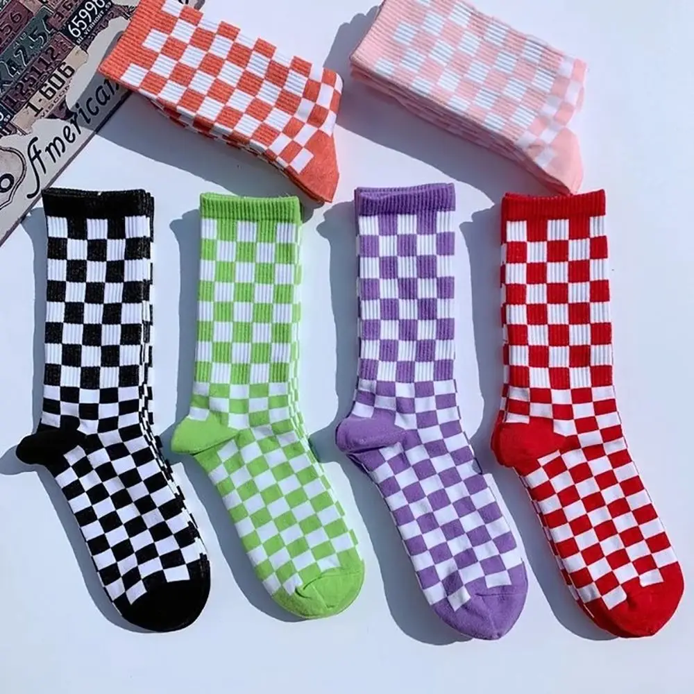 Korean Harajuku Fashion Checkerboard Socks Street Sports Print Skateboard Socks Hip Hop Middle Tube Men Women Socks