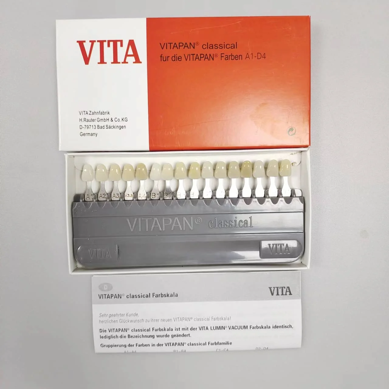 VITA 16‑Color Vitapan Dental Shade Guide, Tooth Color Comparison Chart for Porcelain Restoration Dentistry Lab Clinic Use
