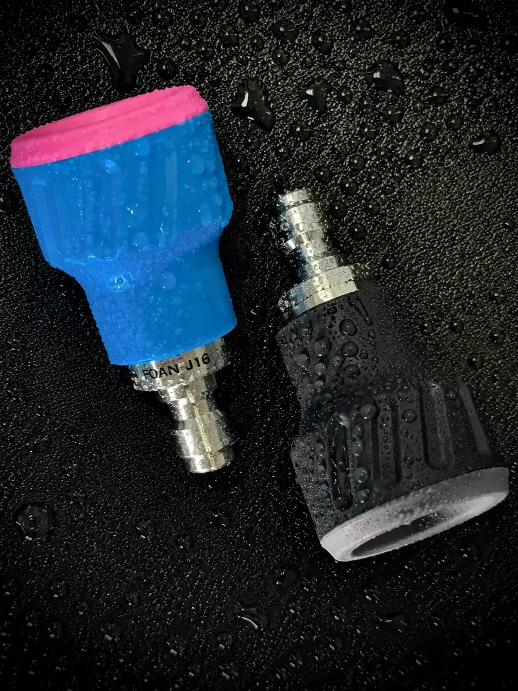 Fächerförmige Kratzschutz-Düse für Autowaschanlagen-Wasserpistole mit 1/4' Schnellanschluss und weicher Gummihülle mit 1,16mm Lochgravur – Detail 9