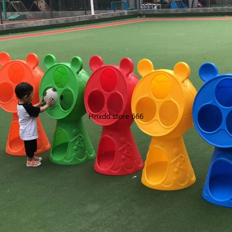 Plastic wall pitcher children's traditional nostalgic toys