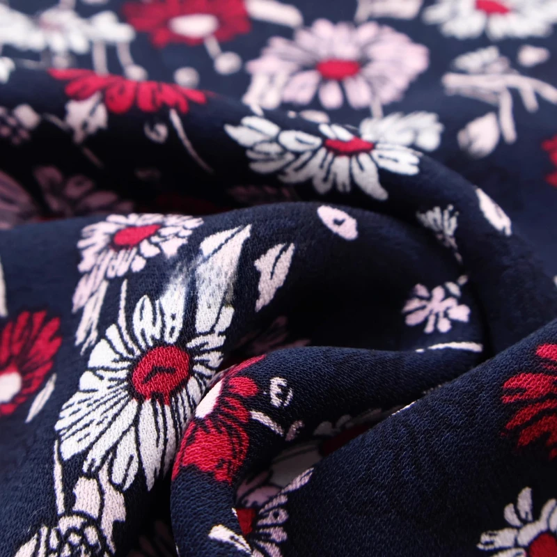 

Темно-синяя ручная роспись, маленькая хлопково-льняная ткань с цветочным принтом, драпировка, дышащая весна-лето, материал для рубашки, камзола