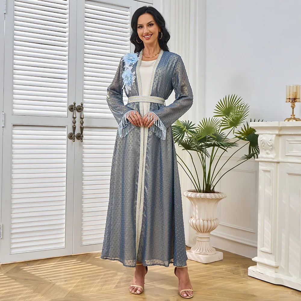 New Middle Eastern Style Evening Dress for Travel, Gatherings and Parties - Muslim Women's Dress with Floral Neckline Decoration