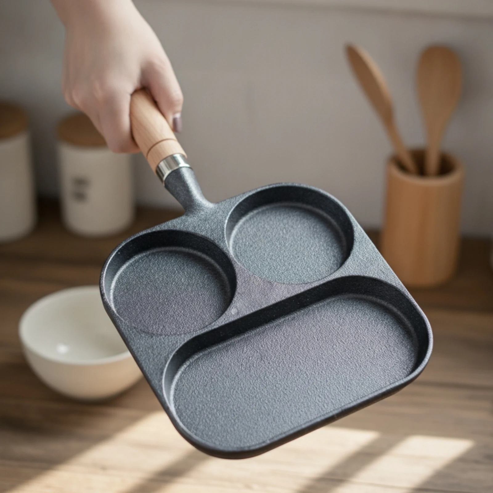 Cast Iron Pan with Wooden Handle Induction Compatible 3-Section Pan Breakfast Skillet Non-Stick Cookware Quick Heating
