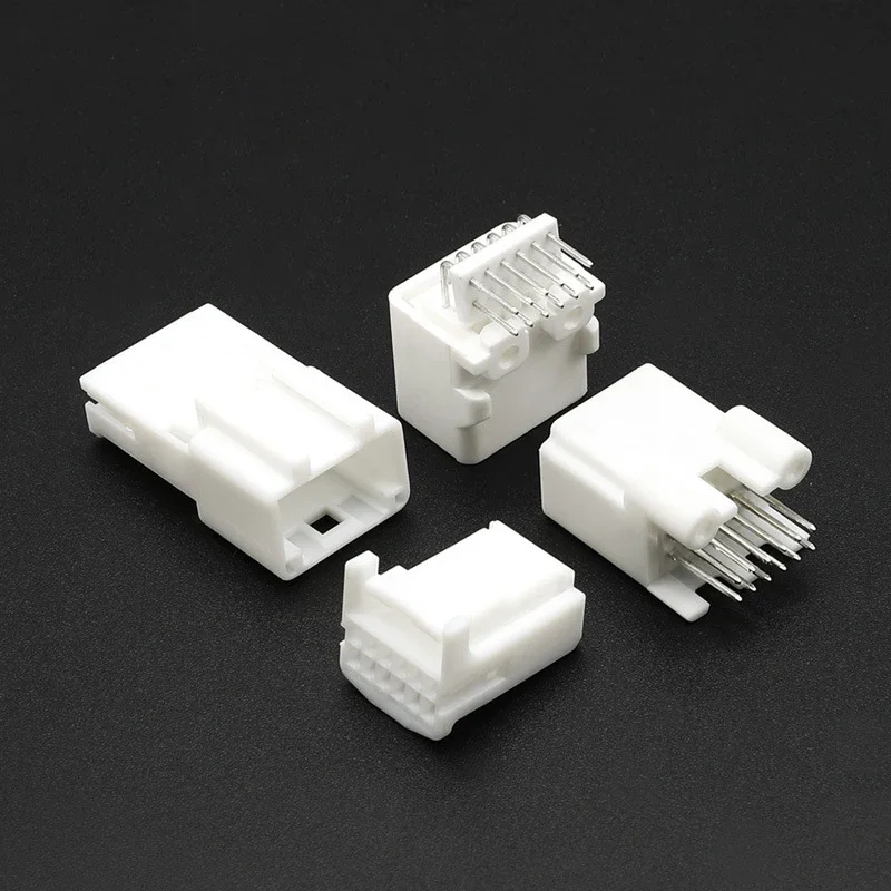 0.7 Electric car connector 2/8/12/16/24/32/40P 1318386-1 White connector 1473410-1 AMP male and female connector