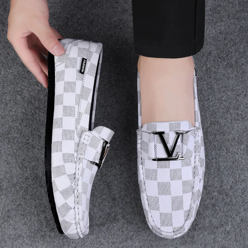 

NEW Genuine Leather Loafers Men Design Moccasin Fashion Slip On Soft Flat Casual Men Shoes Male Footwear Handmade Boat Shoes