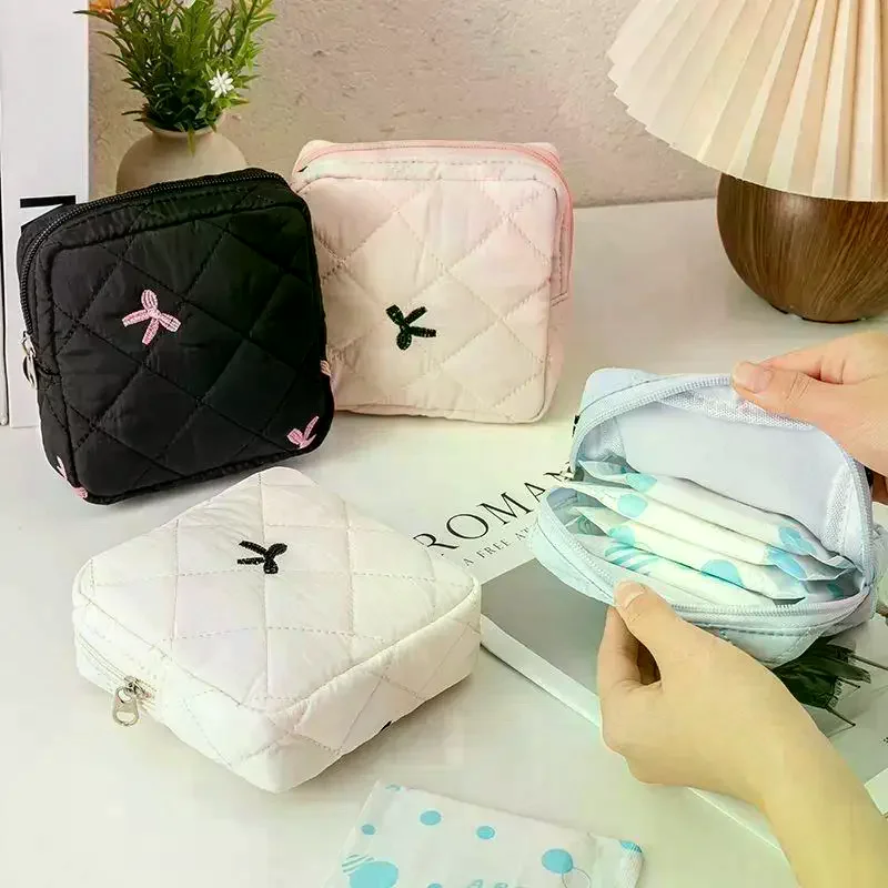 Cute Large Capacity Sanitary Napkin Storage Bags Cartoon Bow Portable Girls Physiological Period Tampon Organiser Bag Pouch