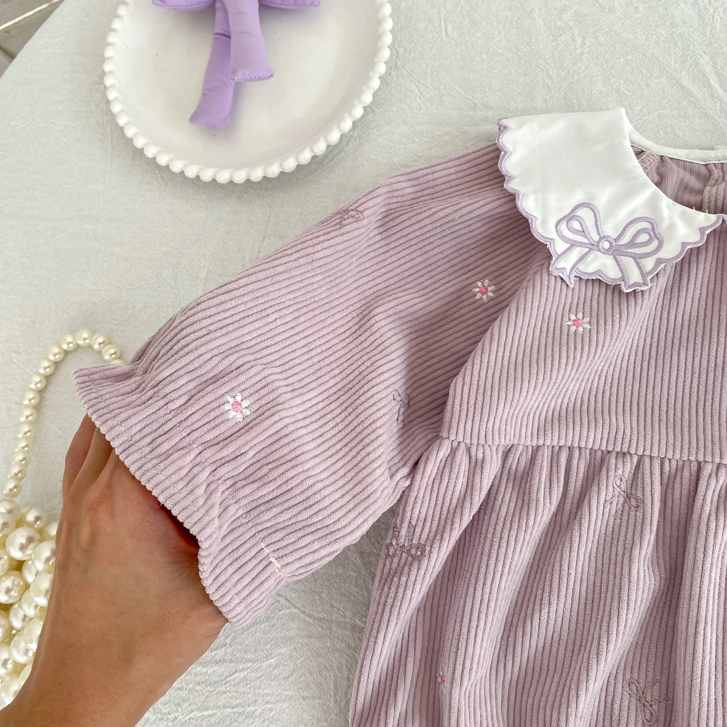 2026 Baby-Mädchen Cord-Strampler 0-24M Süßer Schleifenkragen mit Stickerei Langarm-Body für Kleinkinder Mädchen Frühling Winter Jumpsuit – Detail 9