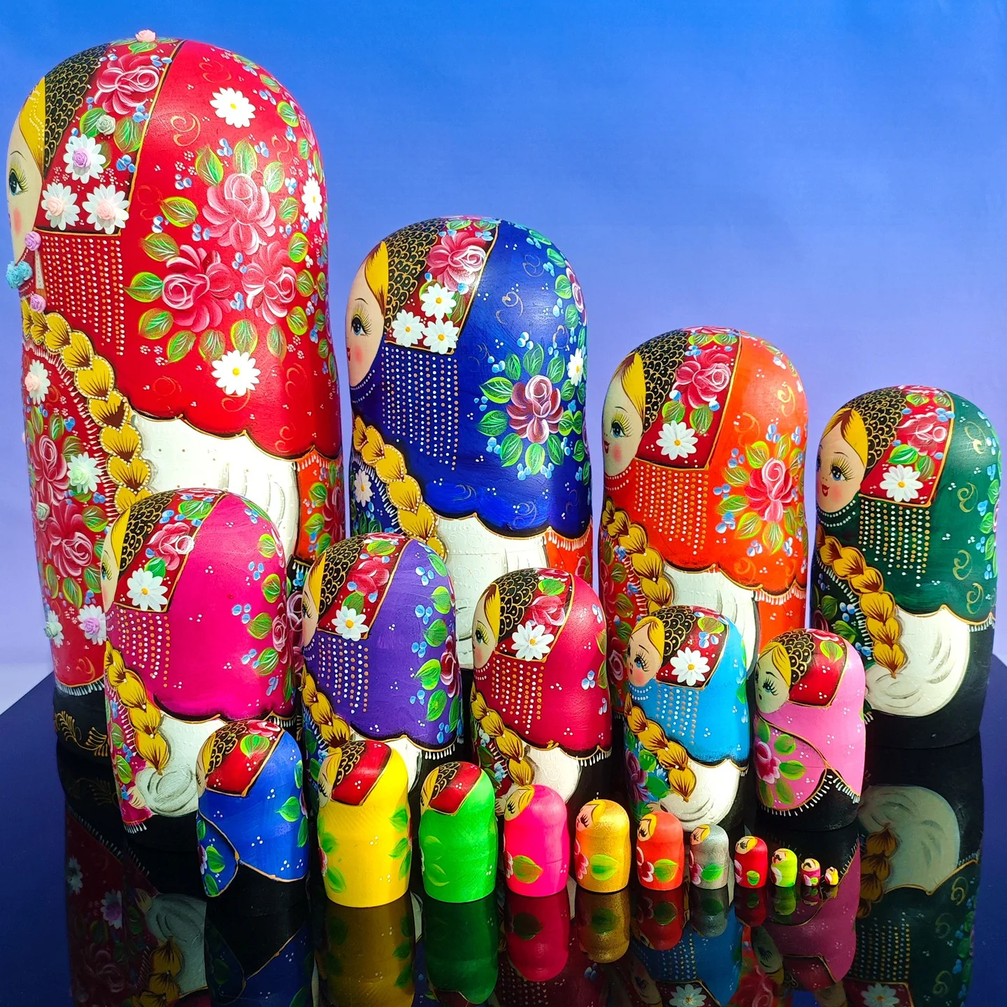 Matryoshka doll 20 layers of pure hand-painted toy gifts 20 layers of linden holiday gift toys