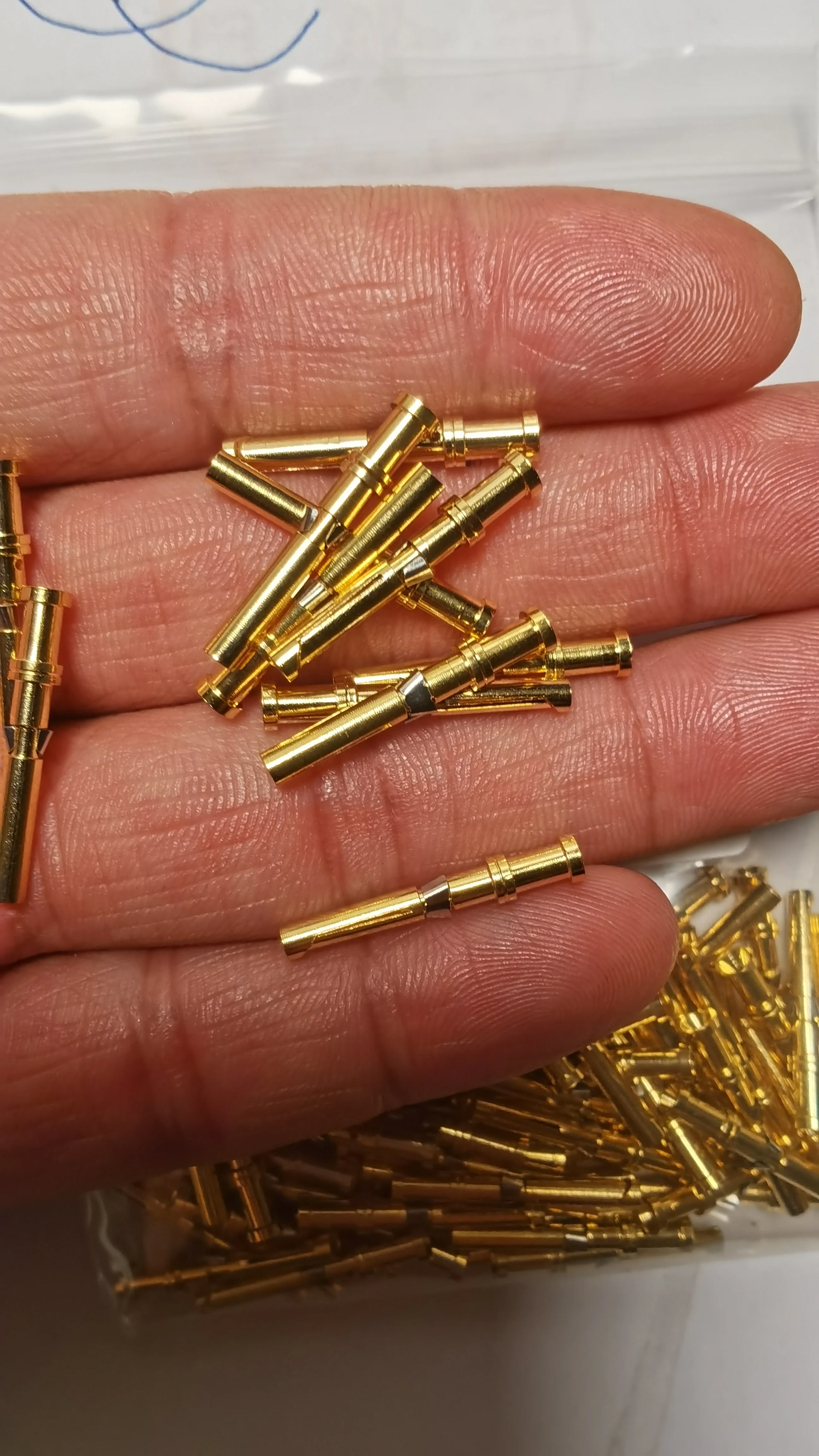 

50PCS Heavy duty connector 09150006223 CDGF-0.5 10A cold pressed contact pin gold plated suitable for HD HDD HM HK HQ plug