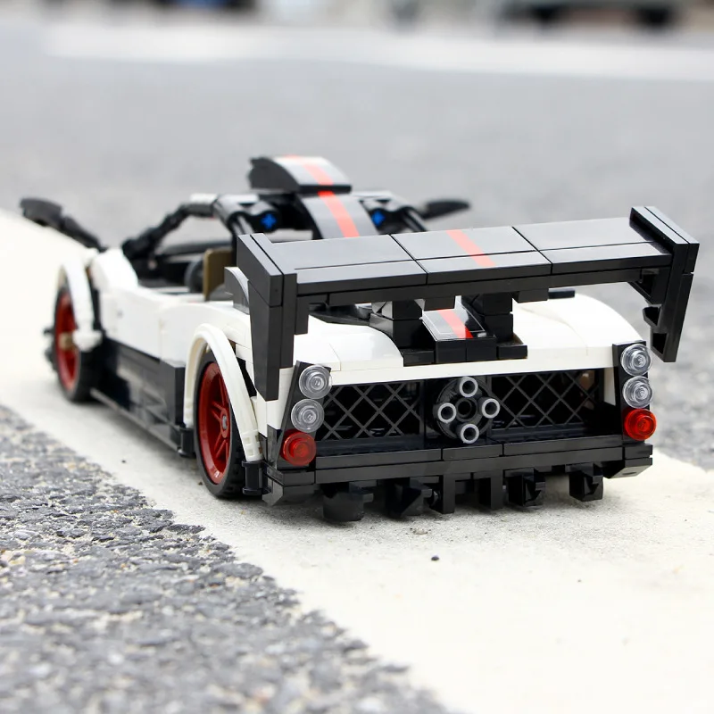 Technical Speed Supercar Building Block Paganis Zondas Super Sport Car Pull Back Vehicle Toy Collection For Boys Gift