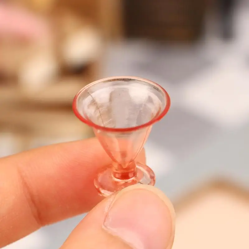 10Pcs 1/12 Dollhouse Simulation Mini High Footed Champagne Glass Ornament Toys Dollhouse Miniature Accessories Decoration Toys