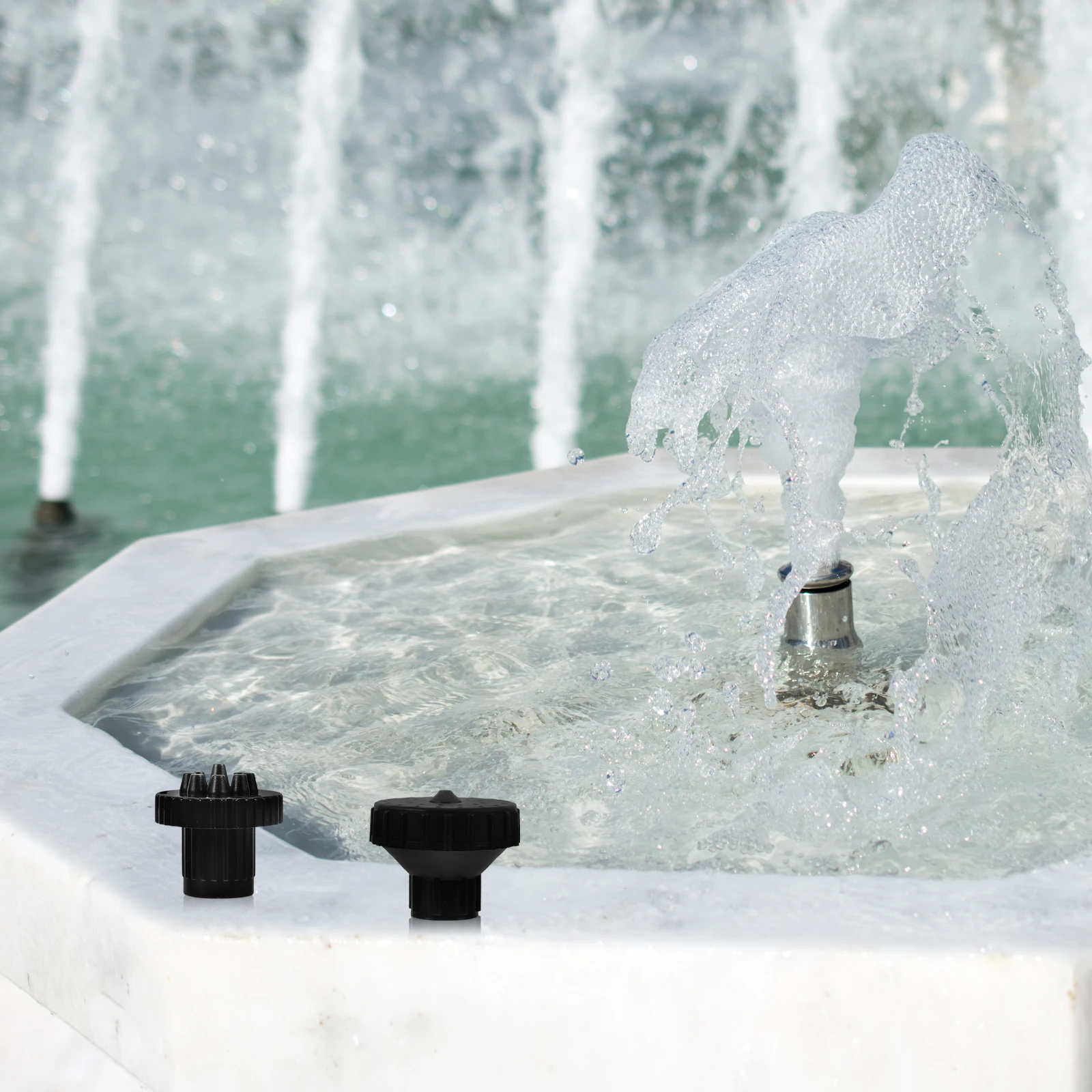 

1 set Adjustable Flow Head Pond Outdoor Water Feature Spray Sprinkler Durable Material Easy Installation Garden Park Decor Pond