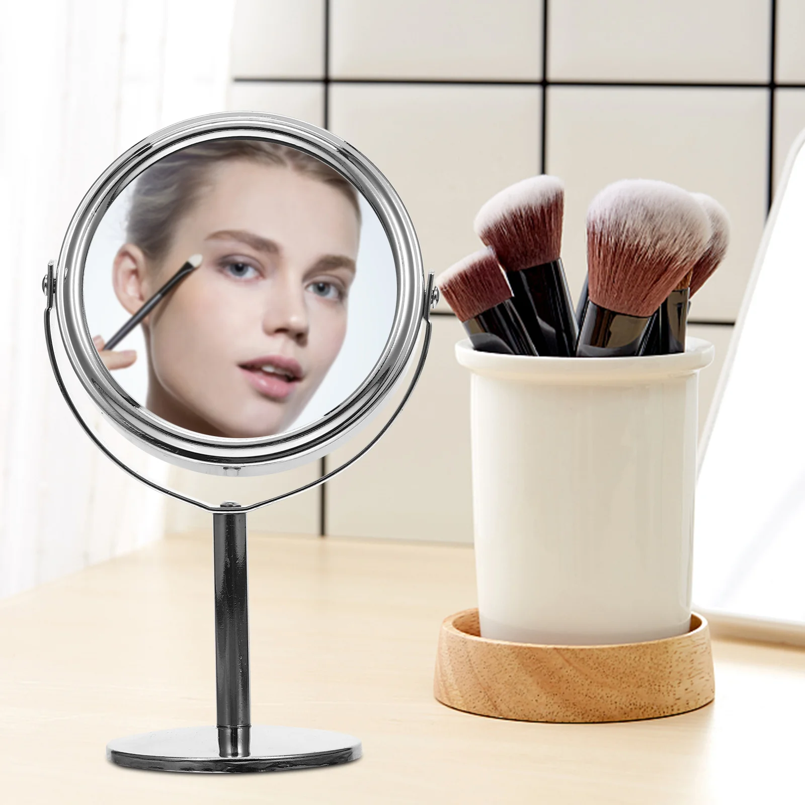 

Magnifying Double-sided Tabletop Round Makeup Mirror with 360 Degree Rotation (Random Color)