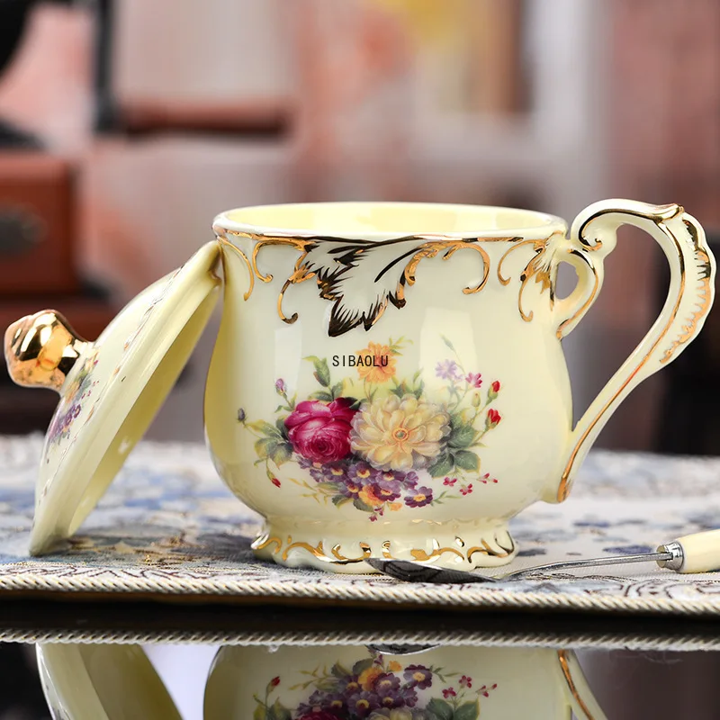 European Style Retro Ceramic Mug with Large Capacity Office Lid Cup Afternoon Tea Cup Water Cup Rose Porcelain Teacup