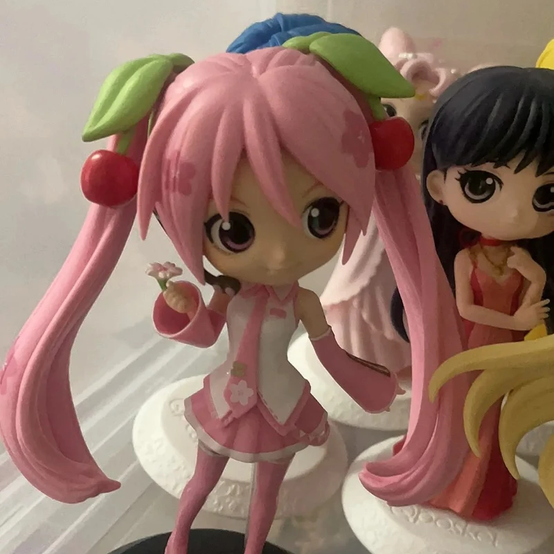 バンダイバンプレスト-qposket-初音ミク桜タイプ-a-アニメフィギュアデスクトップ装飾品子供のギフトモデル-pixiv-かわいい