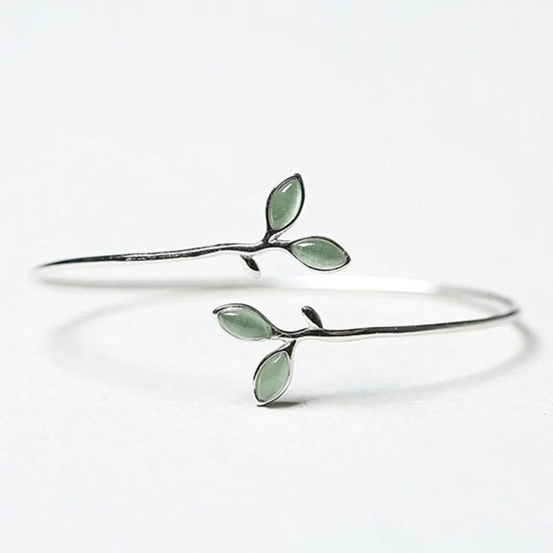 

Young leaf bracelet women's light luxury new trendy niche design exquisite ancient high-end jewelry adjustable