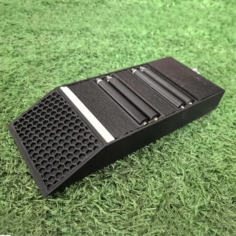 

1PCS Simulated Dynamometer Model Adjustable Wheelbase Type-C Power Supply Desktop Display Stand for 1/43-1/64 Scale Car Models