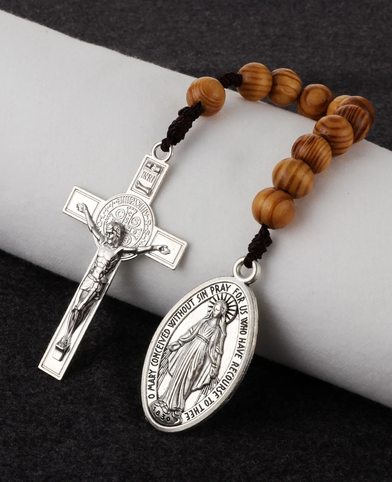 Diyalo 2-Farben-Taschen-Rosenkranz, Rosenkranz, Exorzismus, Kruzifix, Kreuz, Unsere Liebe Frau, Medaille, Milagrosa, Charms, Holz, ein Jahrzehnt, Gebetsperlenkette – Detail 2
